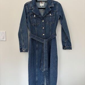 Zara Dark Blue Denim Button-Front Midi Dress with Belt